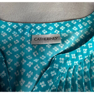 CATHERINES Blouse Womens 2X Top Shirt Floral Short Sleeve Blue White Scoop neck